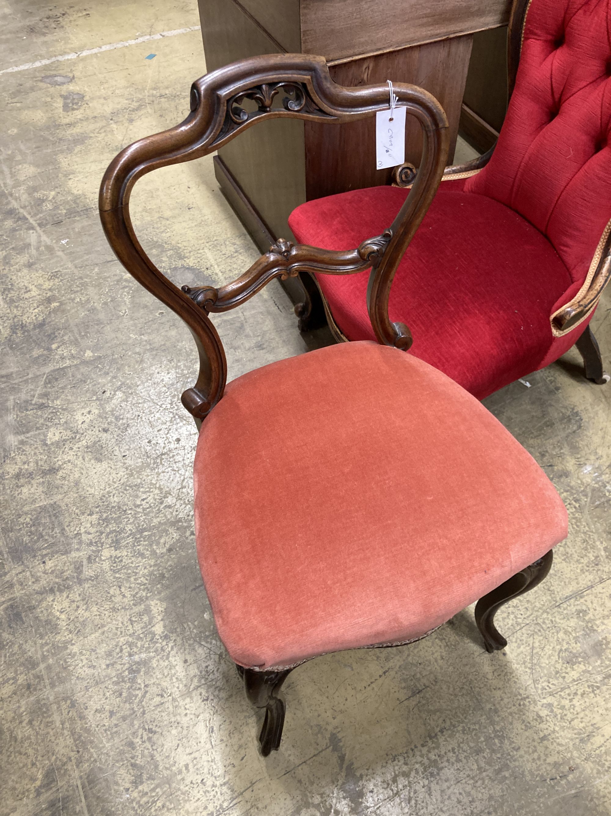 A Victorian oval tripod table, width 68cm, depth 52cm, height 72cm together with four Victorian spoon back dining chairs (three plus one)